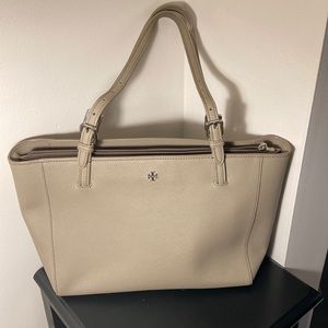 Tory Burch Robinson Bag